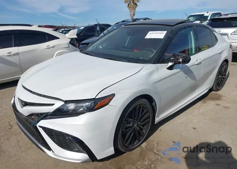 2023 Toyota Camry Xse V6 z USA, uszkodzony, nr VIN 4T1KZ1AK4PU085671
